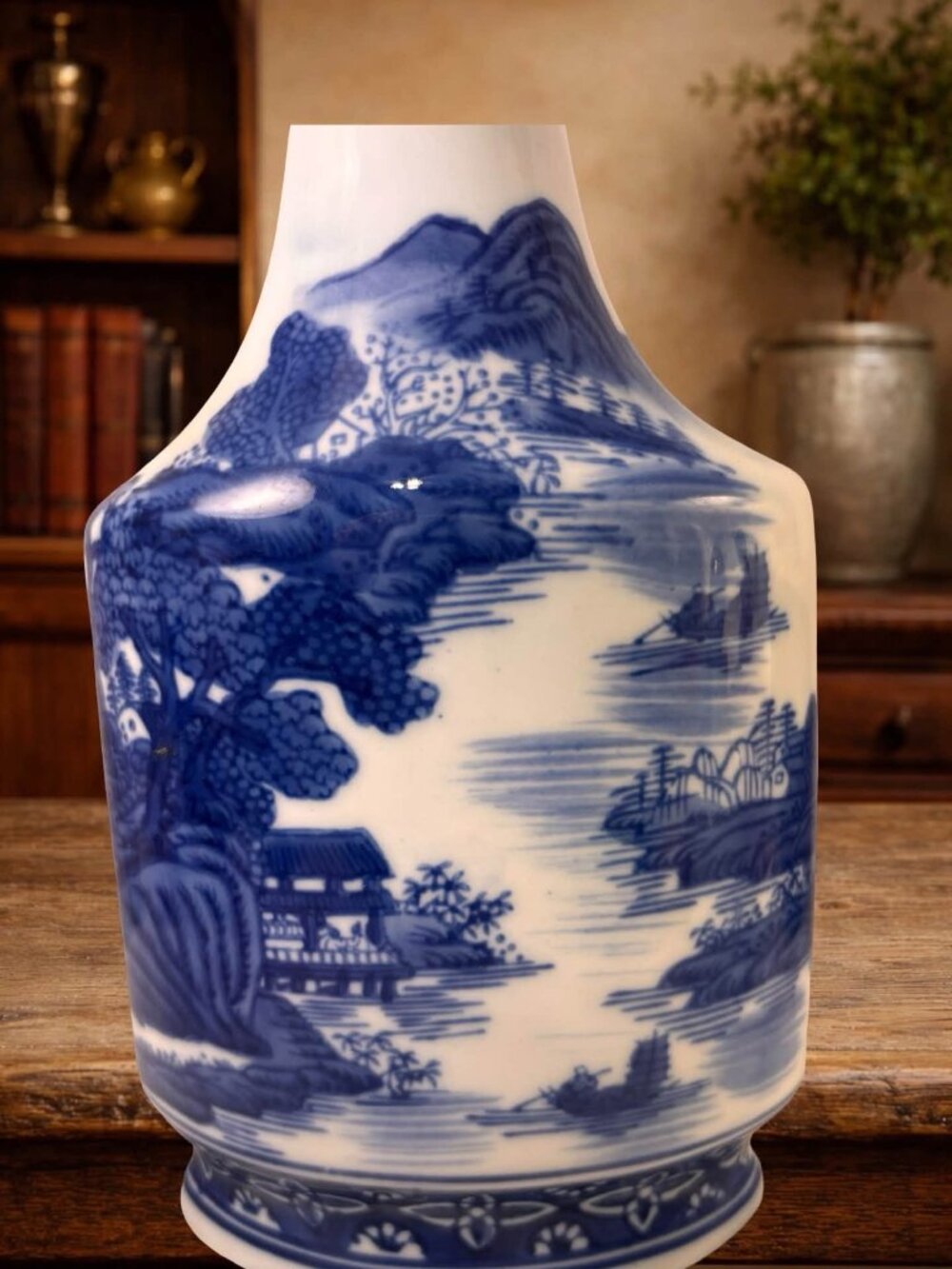 Blue & White Porcelain Chinoiserie Bottle Signed With Scenic Asian Landscape Des - Picture 7 of 8